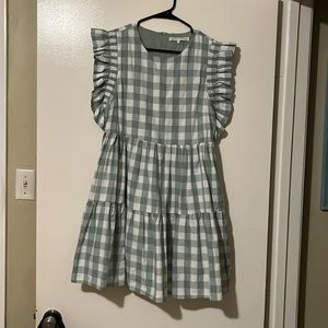 Perfect for Easter! GUC English factory sage and white gingham dress.